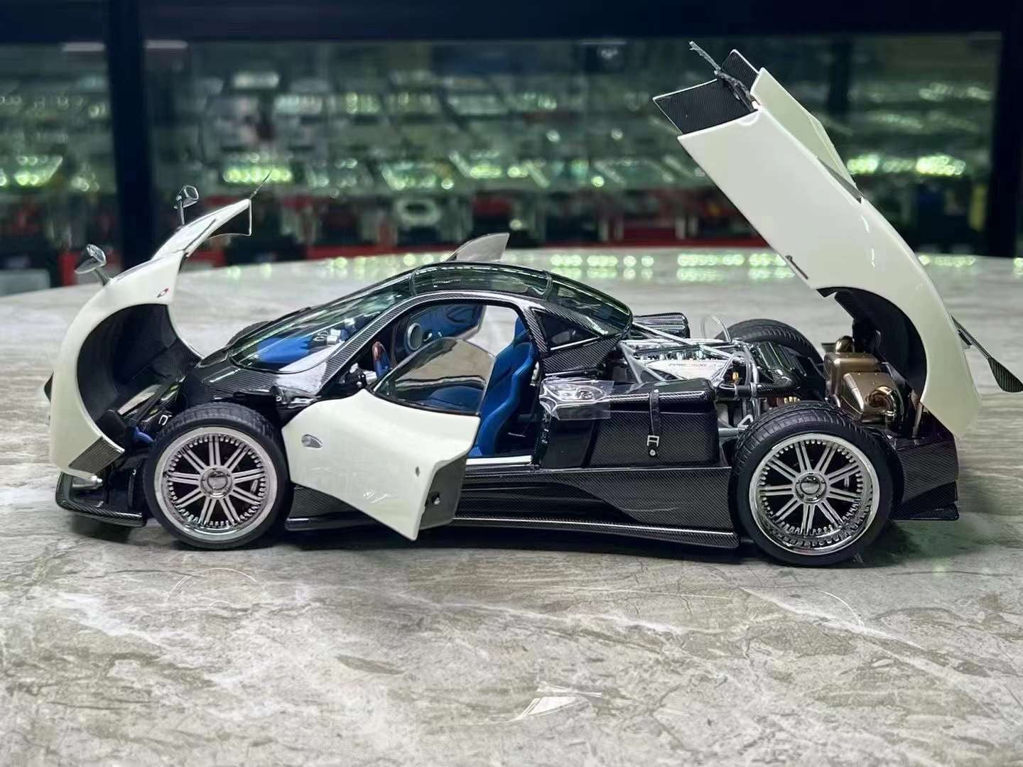 Almost Real Zonda F 1/18