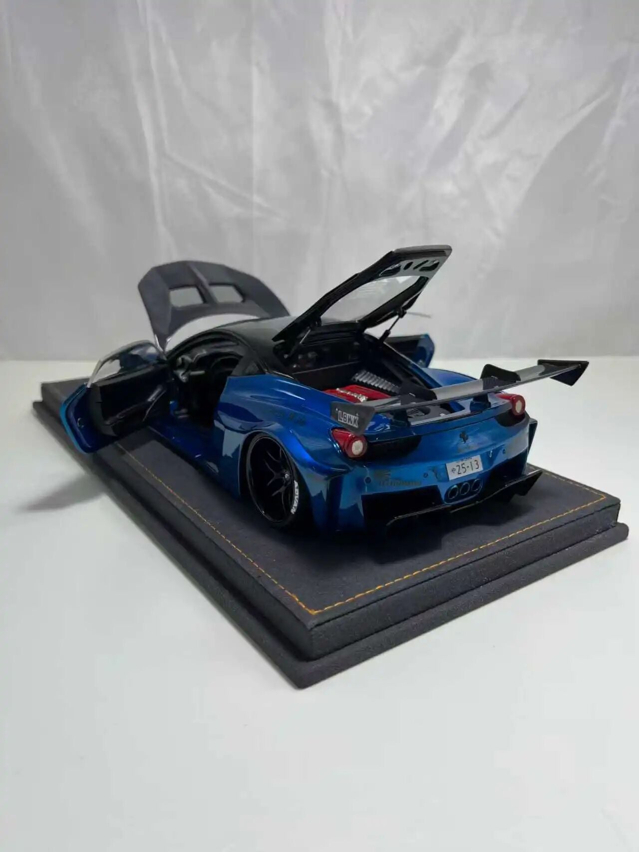(Pre-Order) Chelepai Models 1/18  LB458GT