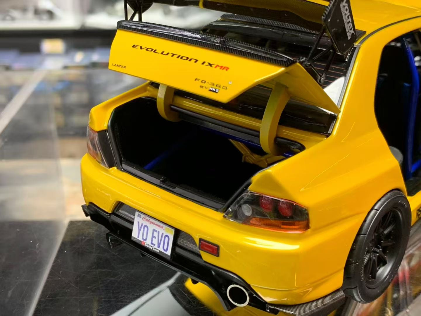 Super A Mitsubishi Lancer EVO 9 1/18