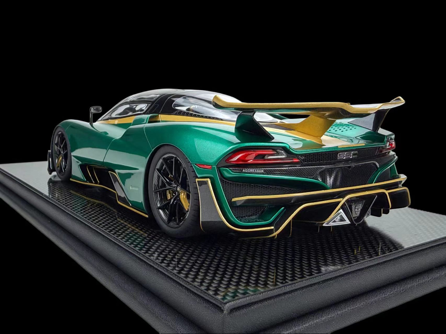 (Pre-Order) FrontiArt SSC Tuatara Striker