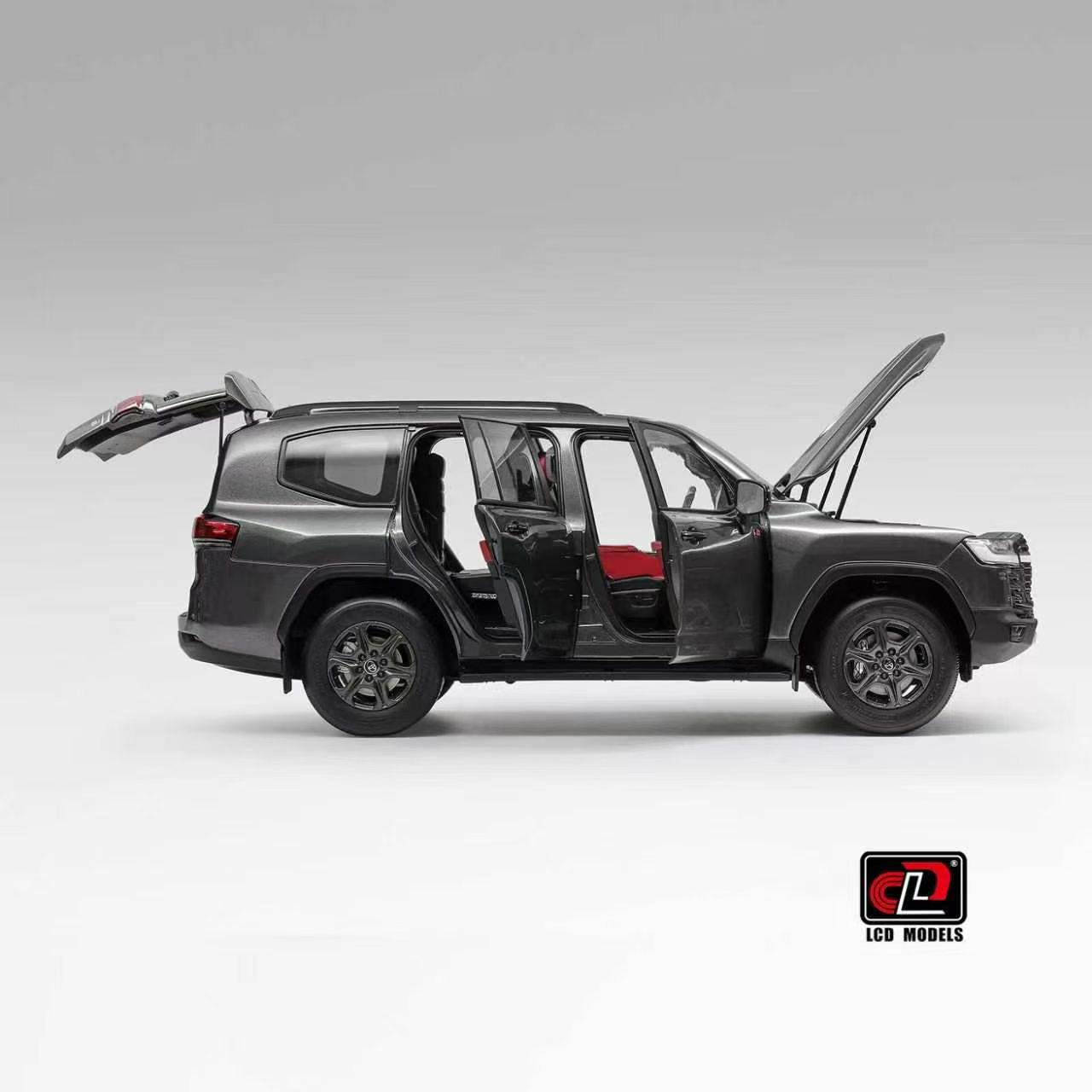 (Pre-Order) LCD Toyota Land Cruiser 300-GR Sport 1/18