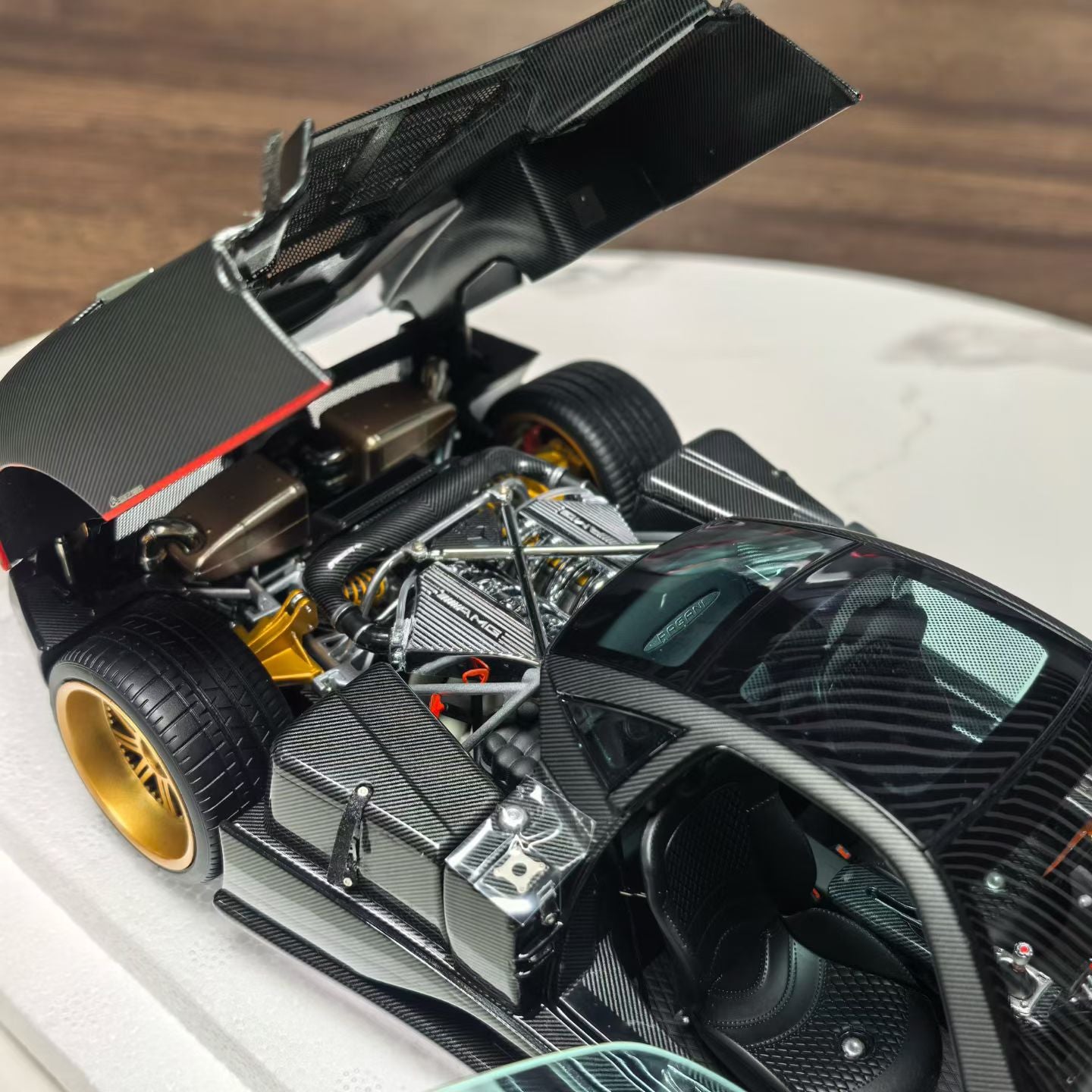 Almost Real Pagani Zonda F 1/18
