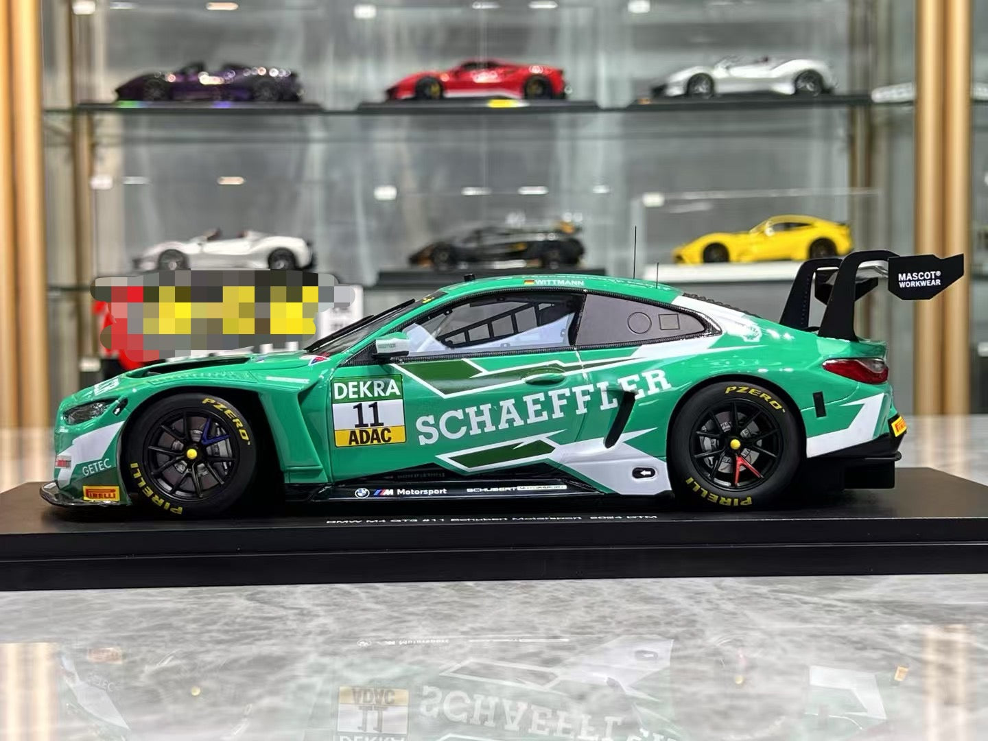 Topspeed 1:18 BMW M4 GT3 Schubert Racing