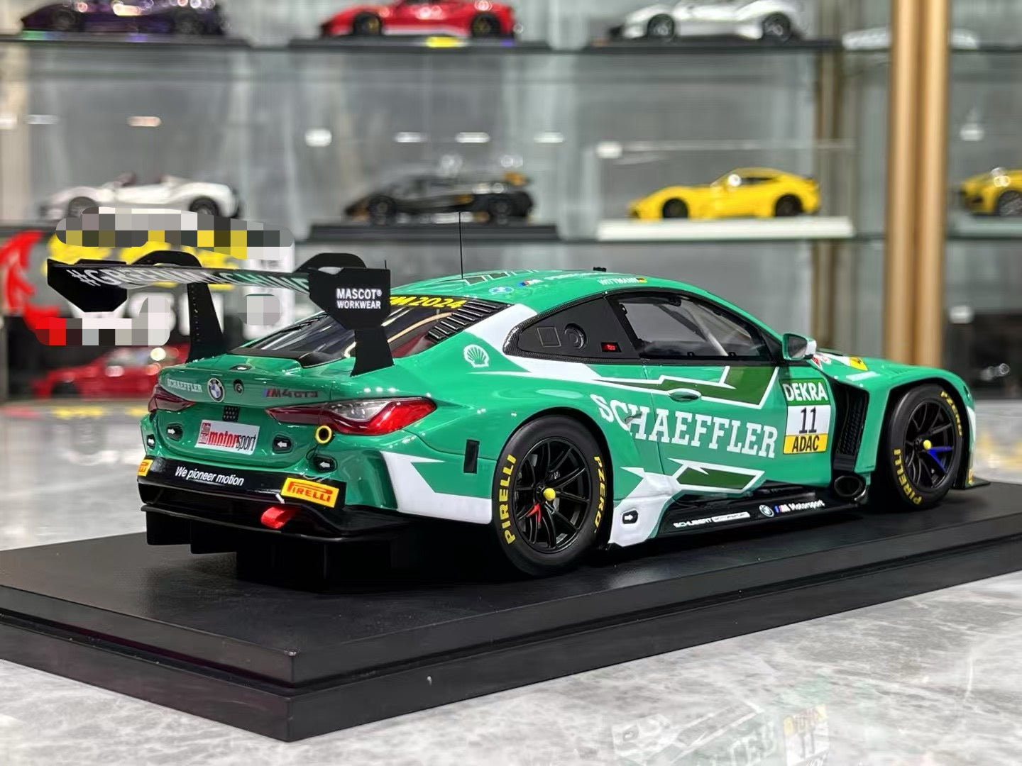 Topspeed 1:18 BMW M4 GT3 Schubert Racing