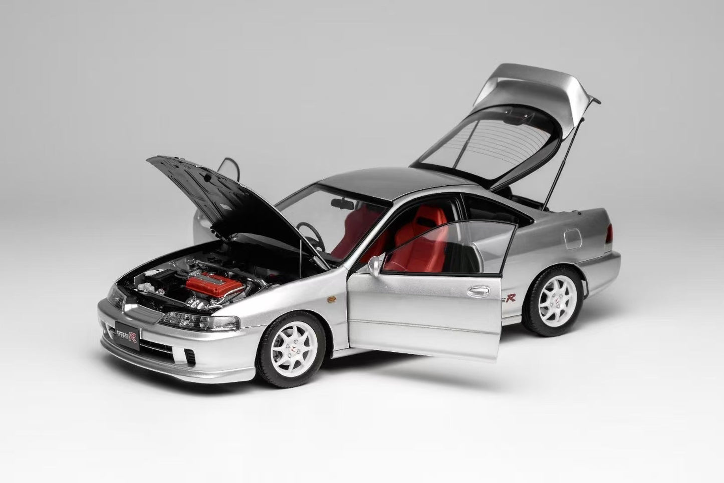 (Pre-Order) MotorHelix Honda Integra Type R (DC2) 1/18