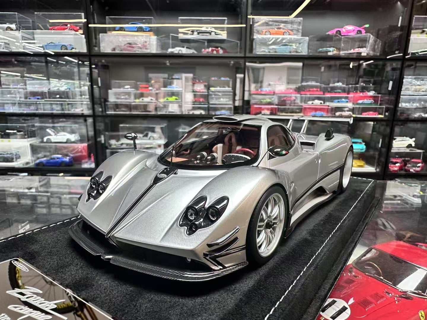 (HH Models) Henson & Heaven Zonda Cinque 1/18