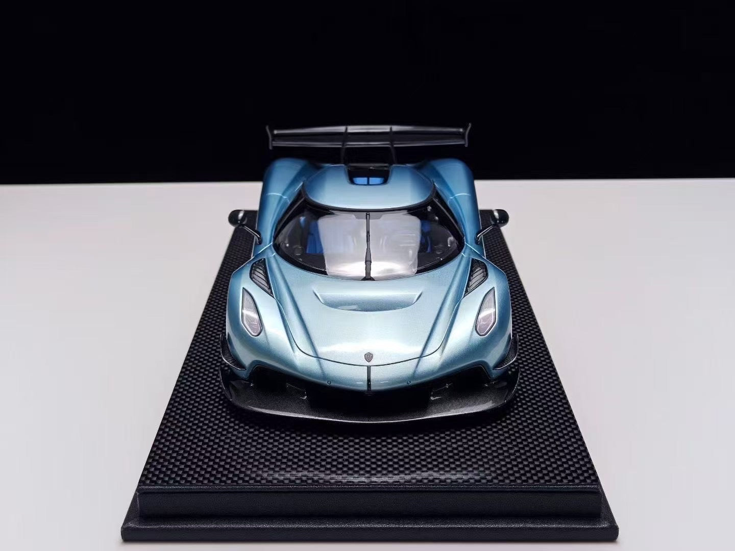 Pre-Order) FrontiArt Koenigsegg Jesko 1/18 – IronCookie Diecasts