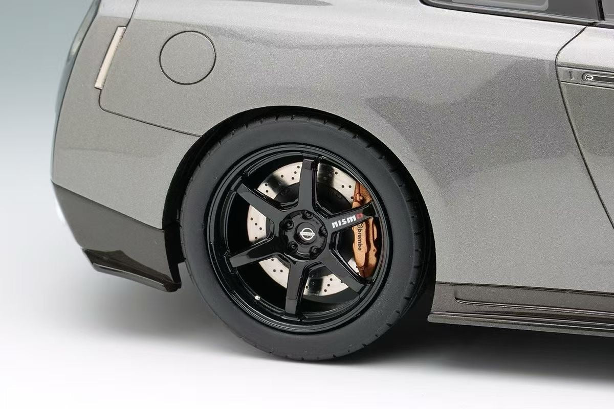 (Pre-Order) MakeUp Models R35 GTR CRS 1/18