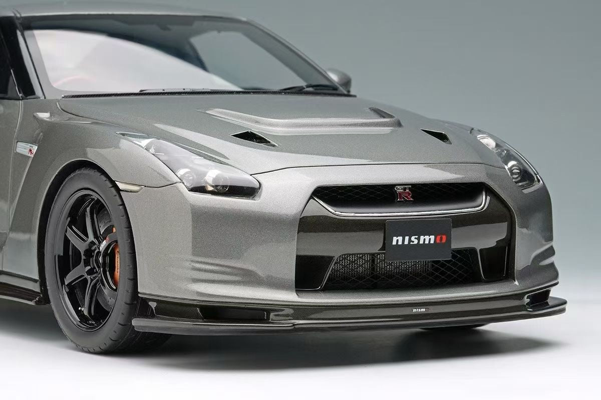 (Pre-Order) MakeUp Models R35 GTR CRS 1/18