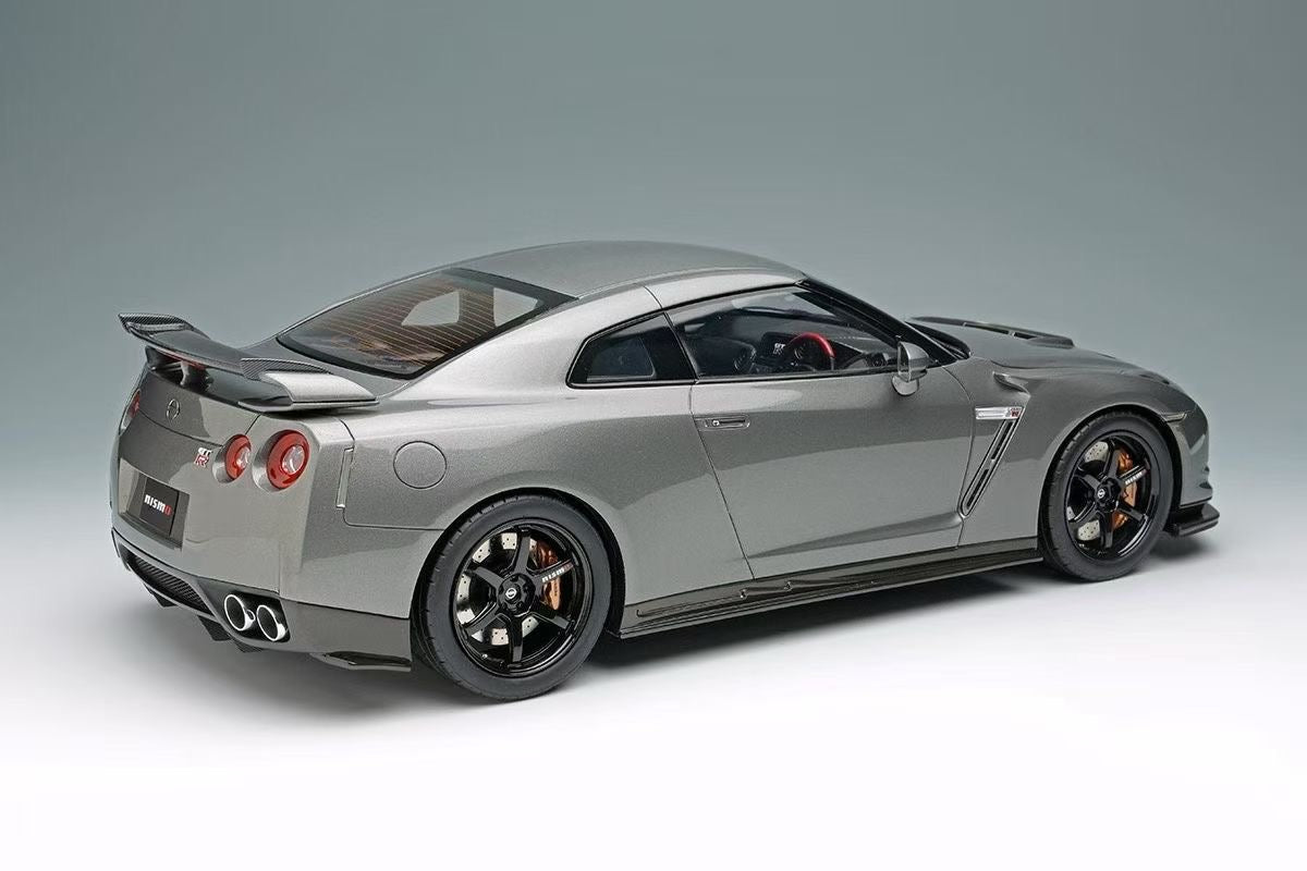 (Pre-Order) MakeUp Models R35 GTR CRS 1/18
