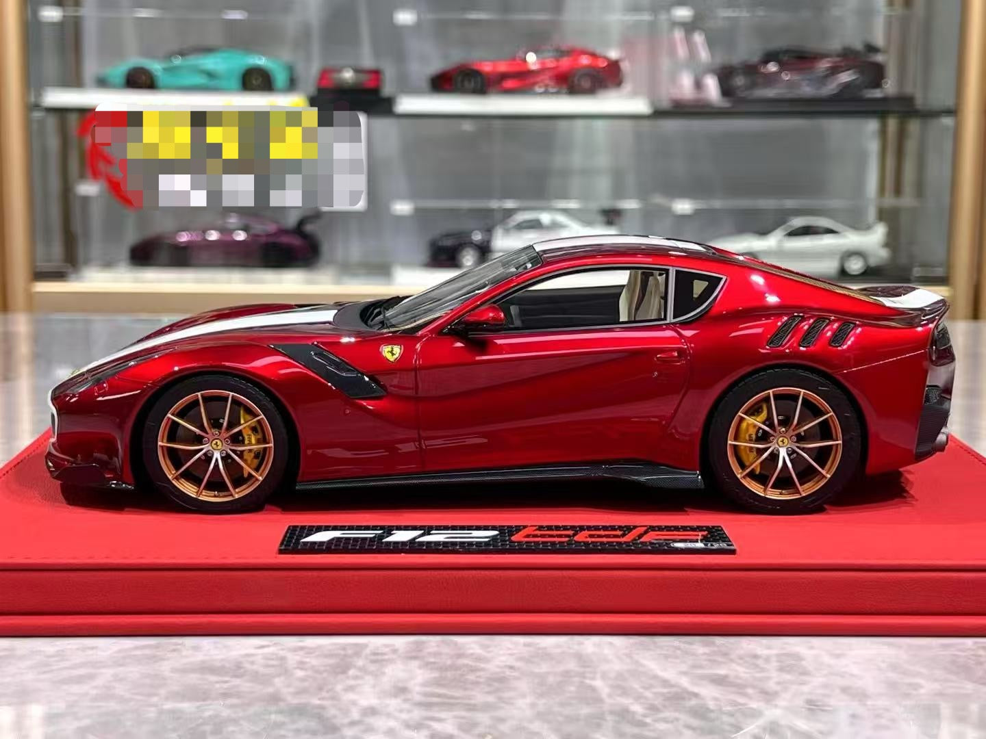 FC Models F12 TDF 1/18