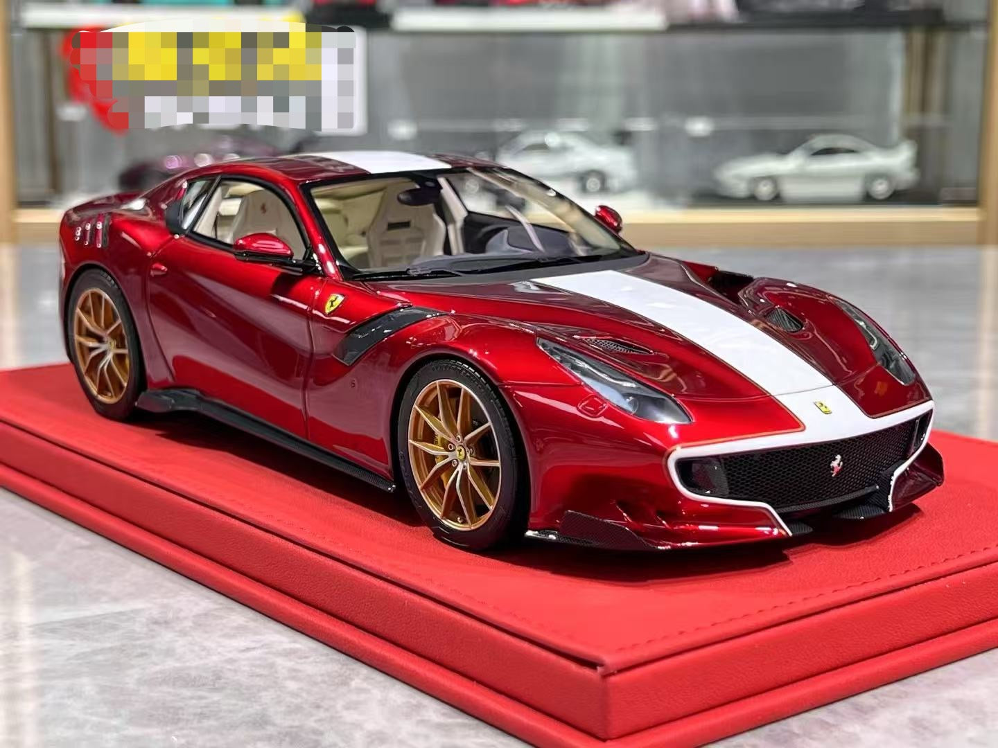 FC Models F12 TDF 1/18