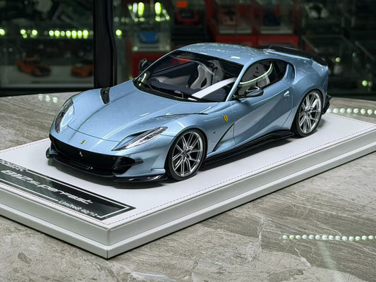 MW Model 812 N-Largo 1/18