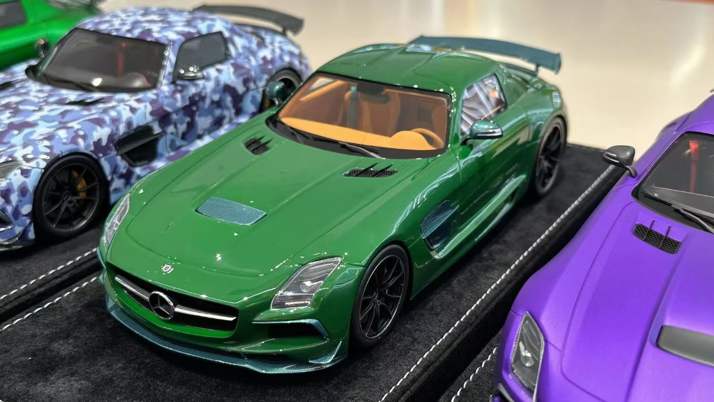Henson & Heaven (HH Models) Mercedes SLS AMG Black Series 1/18