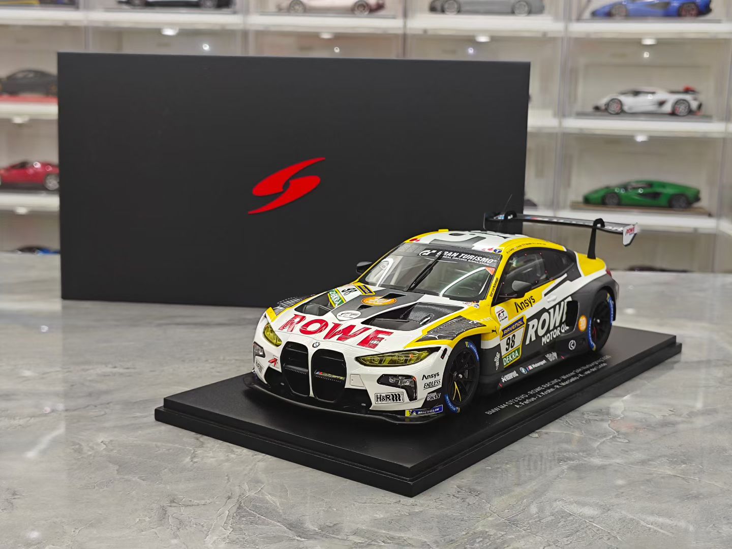 SPARK 2025 Nürburgring Endurance Race Victory – BMW M4 GT3 EVO 1:18.