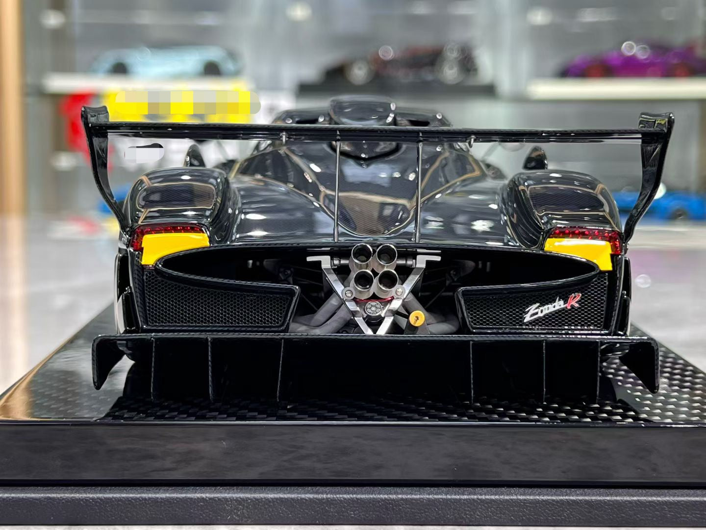 Kash Model Pagani Zonda R 1/18
