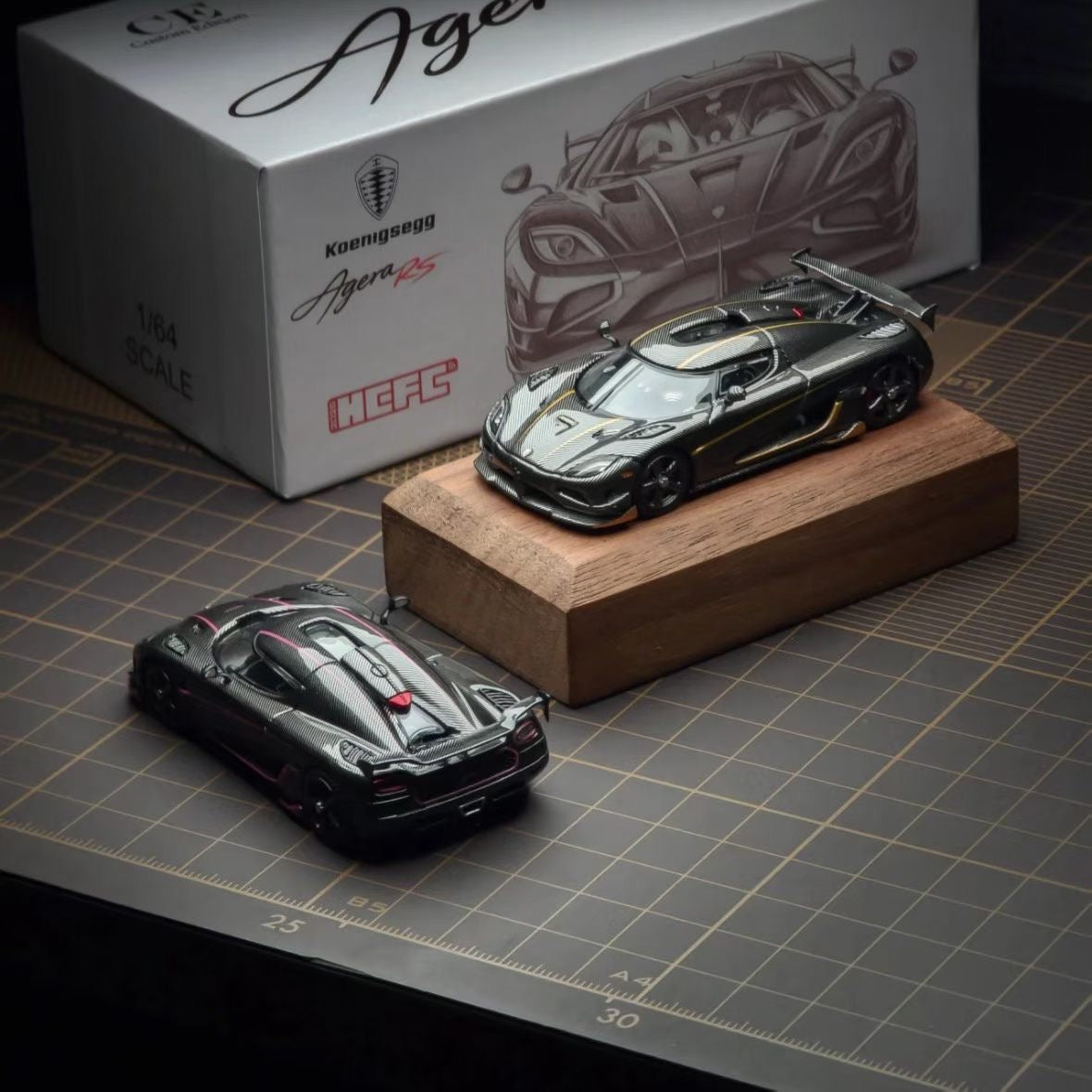 CE (Custom Edition) Agera RS 1/64