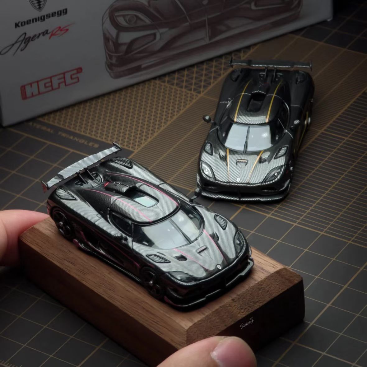 CE (Custom Edition) Agera RS 1/64