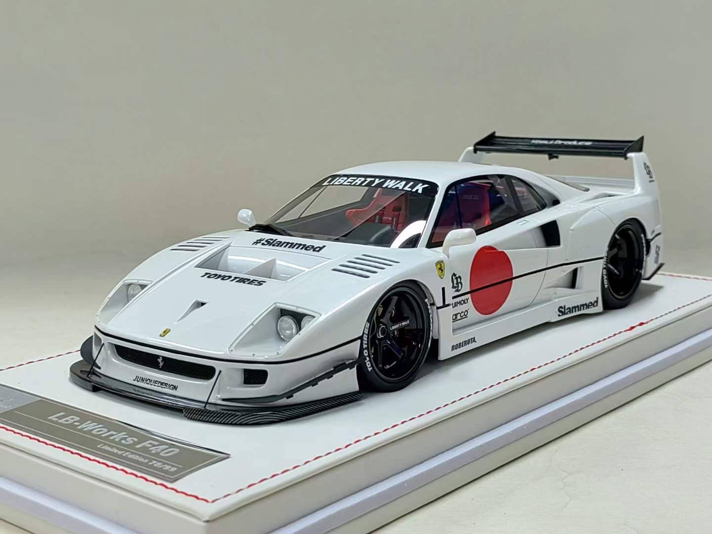 Ivy Model Ferrari F40 LBWK