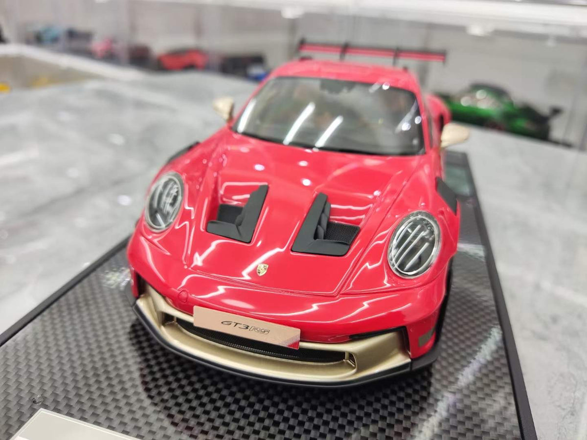 Timothy Pierre Timothy & Pierre (TP) 992 GT3RS 1/18 – IronCookie Diecasts